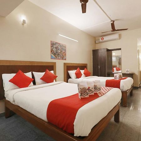 Oyo Flagship Hotel Archana Comforts Bangalore Luaran gambar