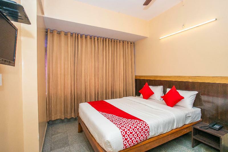 Oyo Flagship Hotel Archana Comforts Bangalore Luaran gambar