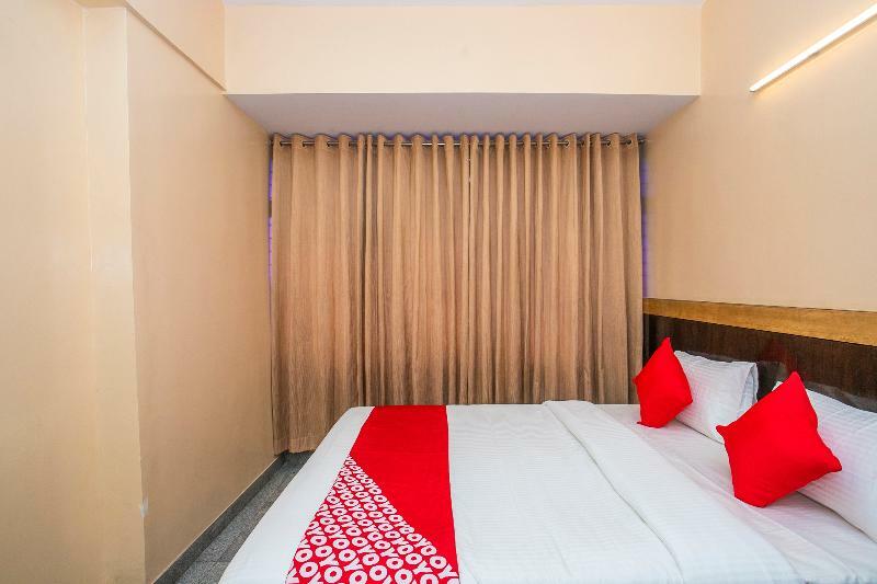 Oyo Flagship Hotel Archana Comforts Bangalore Luaran gambar